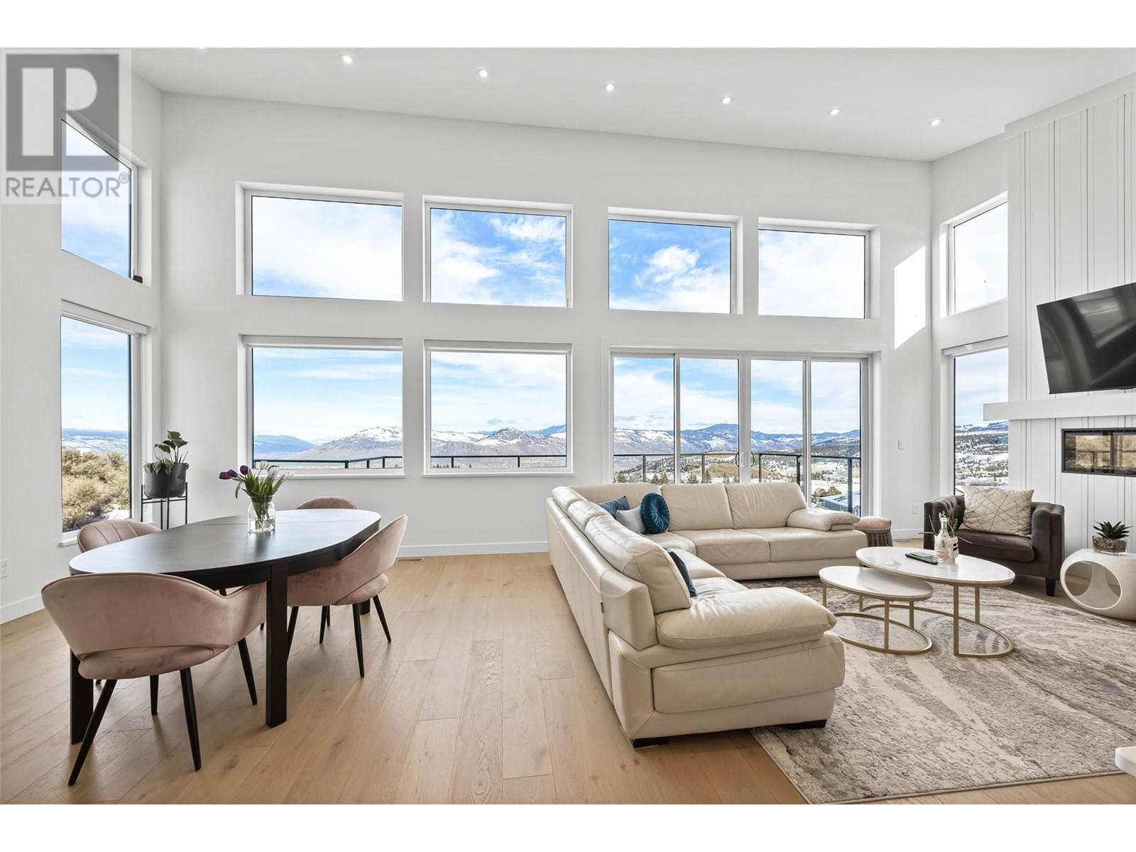 Property at 2400 Talbot Place image 1