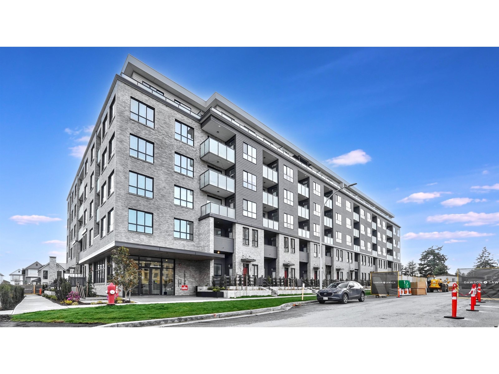 404 15738 85 Avenue, Surrey, British Columbia  V4N 6Y1 - Photo 1 - R2985889