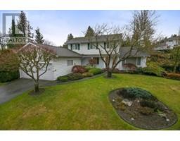 7676 STANLEY CRESCENT