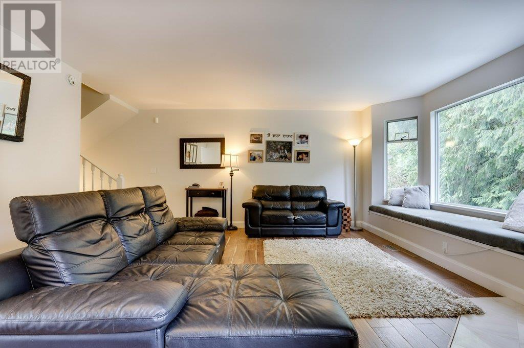 8605 Saffron Place, Burnaby, British Columbia  V5A 4H8 - Photo 5 - R2985542