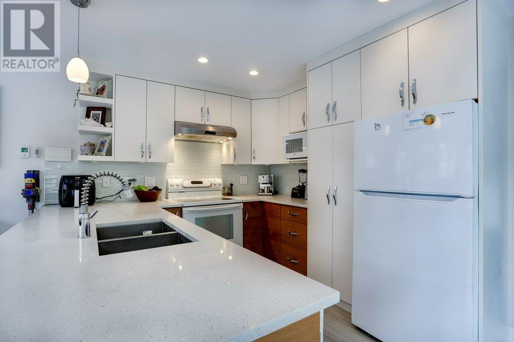 8605 Saffron Place, Burnaby, British Columbia  V5A 4H8 - Photo 10 - R2985542