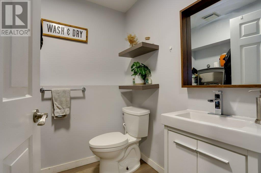 8605 Saffron Place, Burnaby, British Columbia  V5A 4H8 - Photo 24 - R2985542
