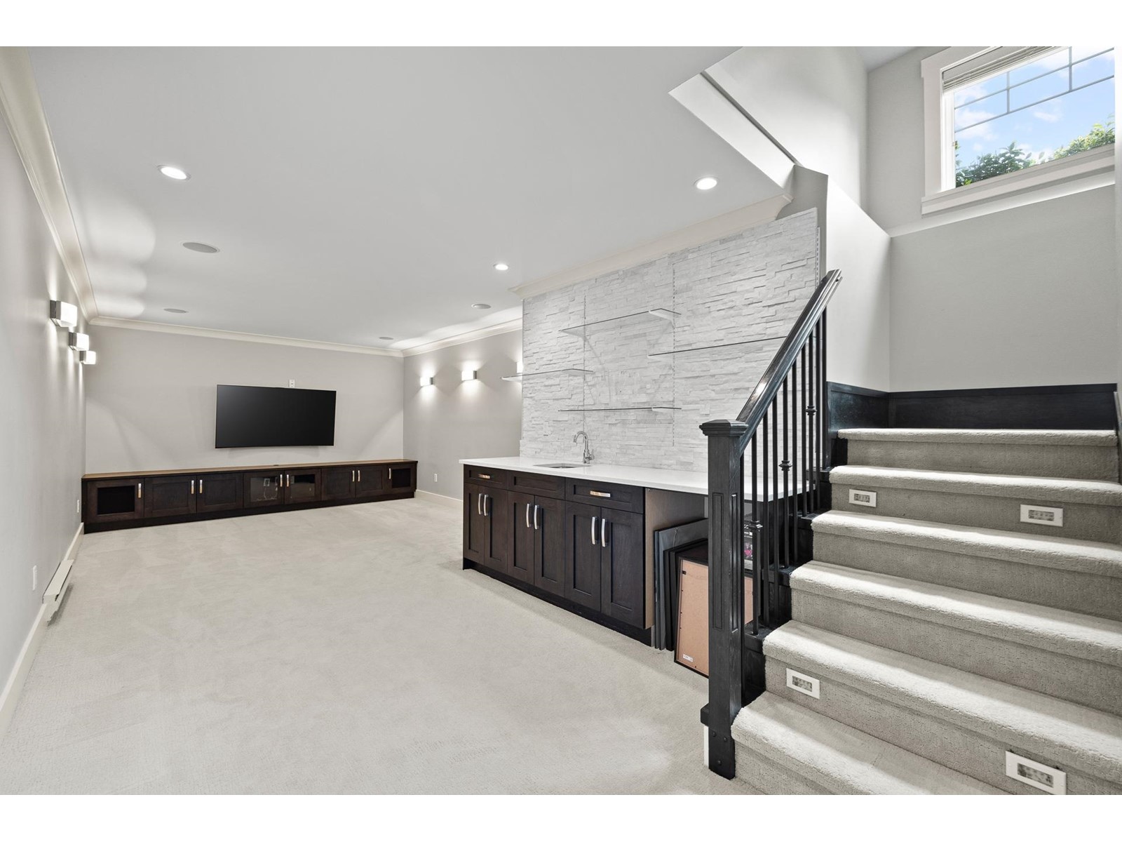 17390 0b Avenue, Surrey, British Columbia  V3S 8L2 - Photo 19 - R2985785