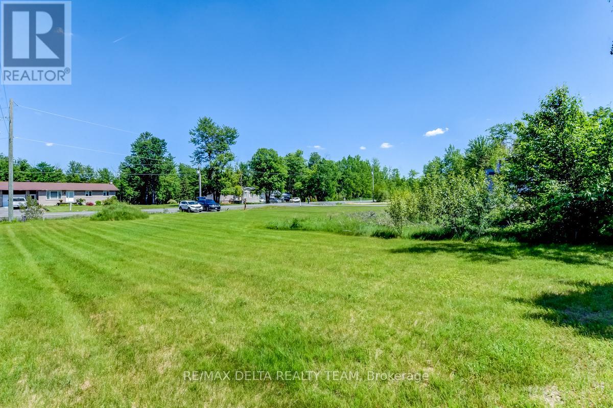 2080 Bouvier Road, Clarence-Rockland, Ontario  K1A 1N0 - Photo 5 - X12060735