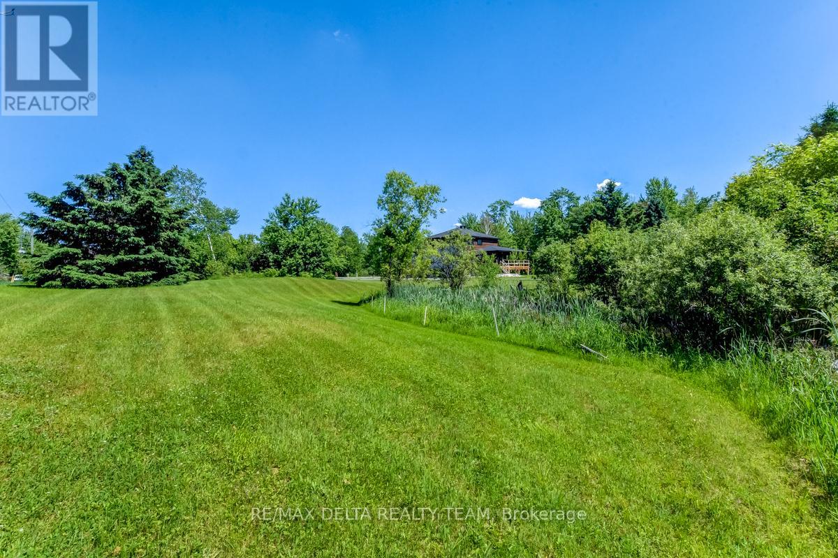 2080 Bouvier Road, Clarence-Rockland, Ontario  K1A 1N0 - Photo 7 - X12060735