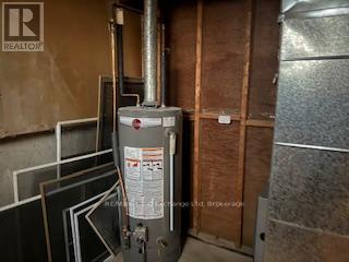 4019 Switzer Drive, Southwest Middlesex, Ontario  N0L 1M0 - Photo 21 - X12031456