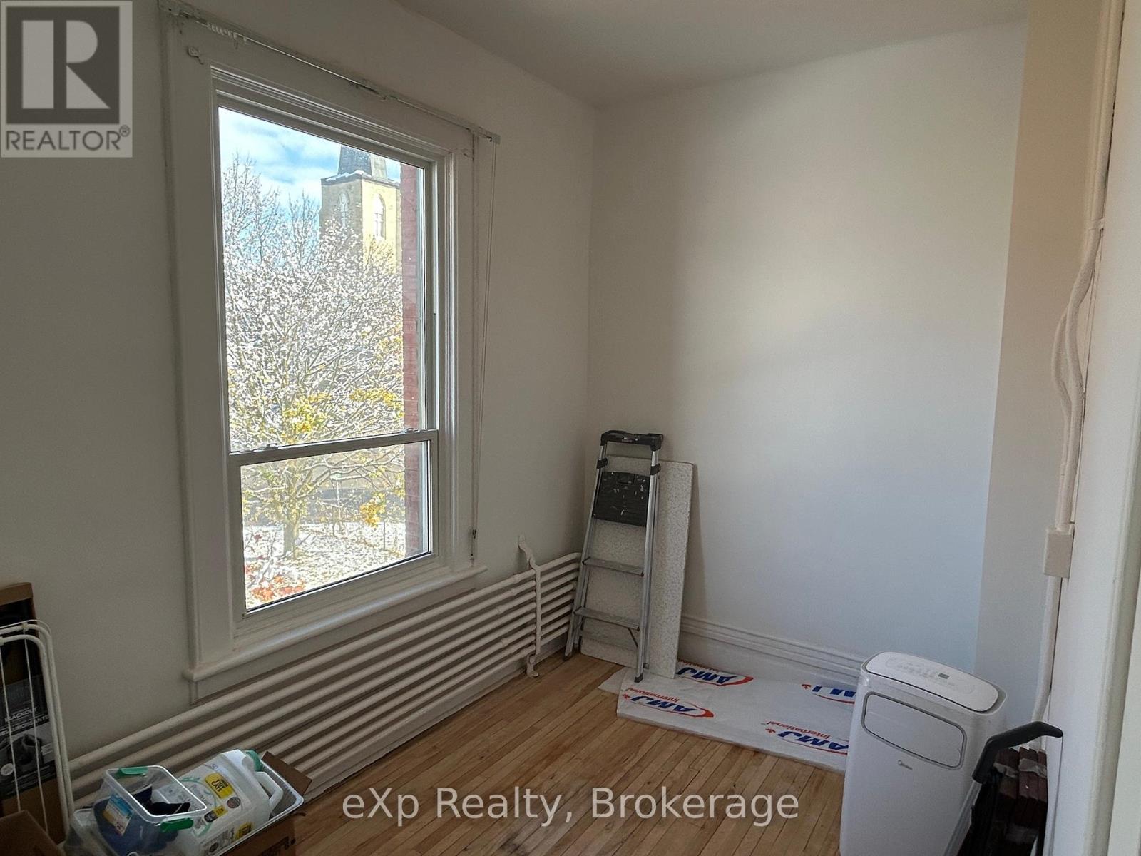 215 Jane Street, Brockton, Ontario  N0G 2V0 - Photo 19 - X12058910