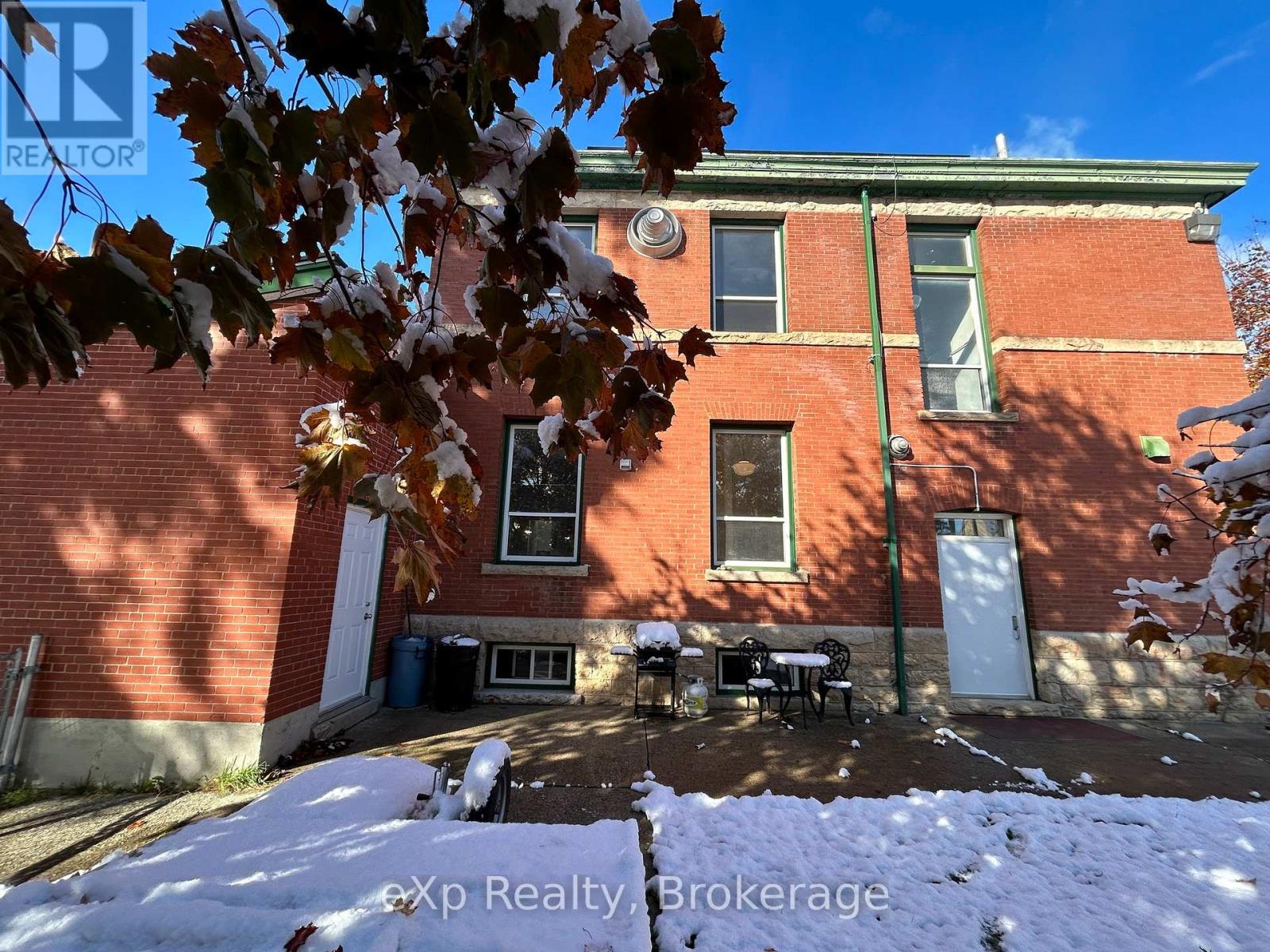 215 Jane Street, Brockton, Ontario  N0G 2V0 - Photo 24 - X12058910