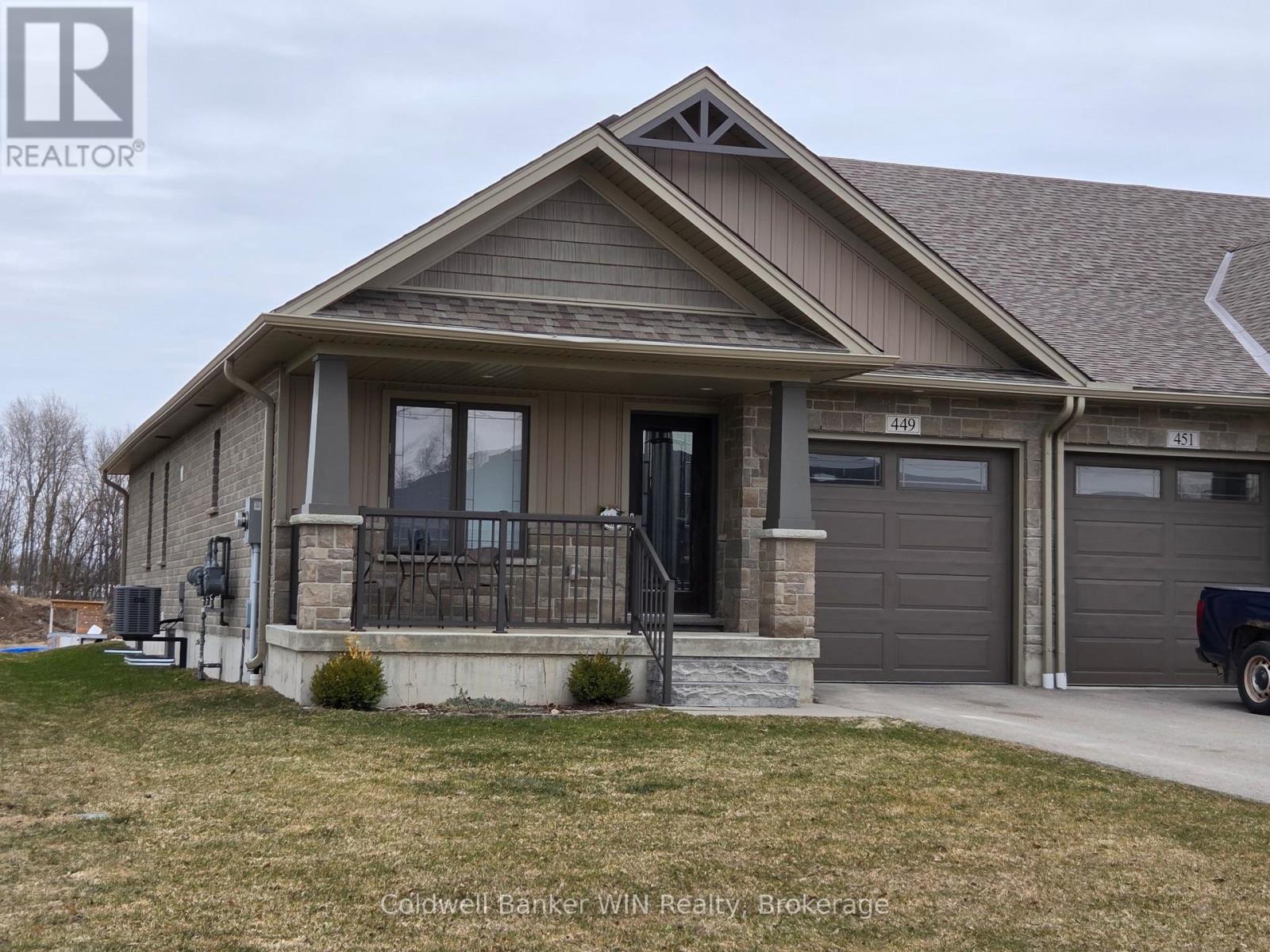 449 WELLINGTON STREET E, Wellington North, Ontario
