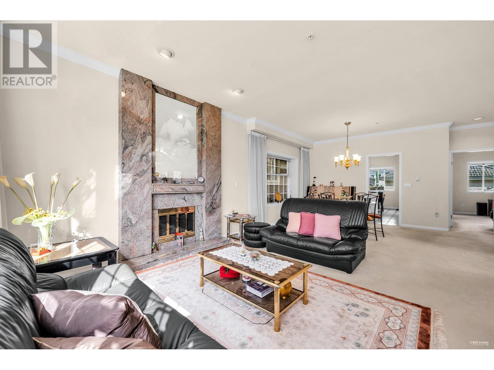 Property at 6388 LABURNUM STREET image 4