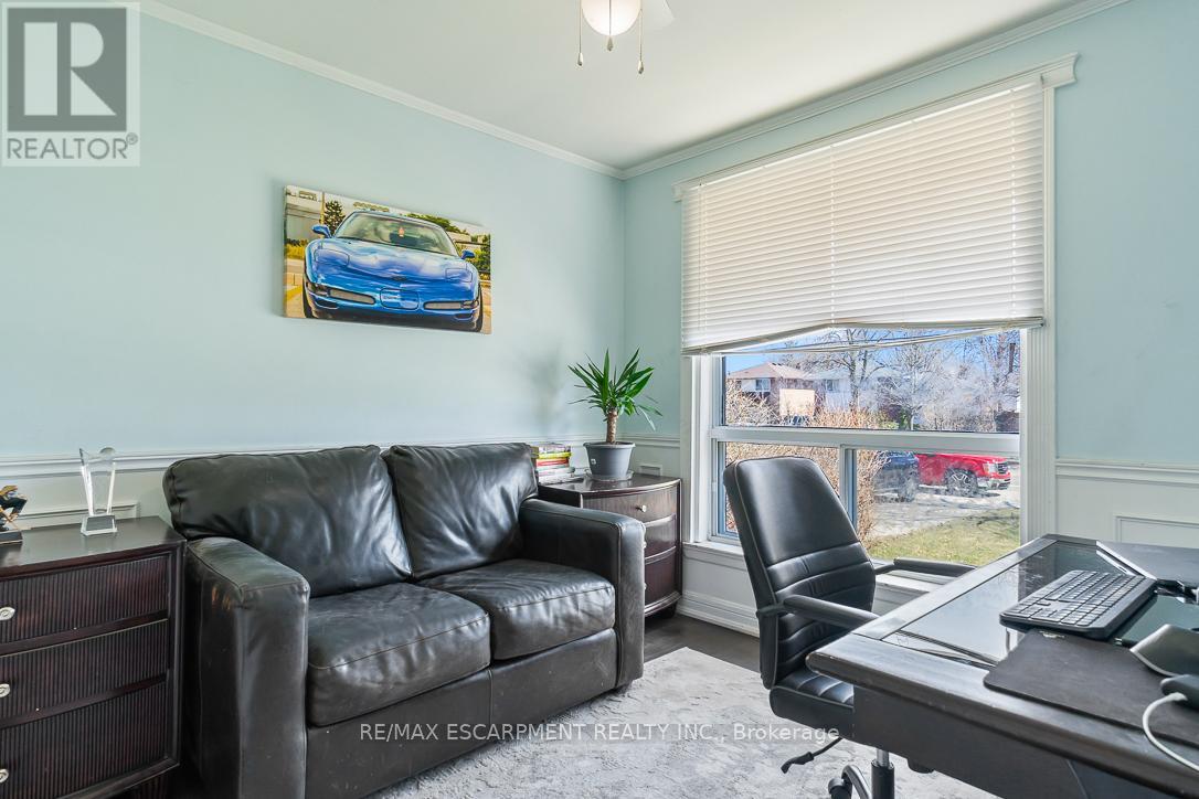 2749 Truscott Drive, Mississauga, Ontario  L5J 2B8 - Photo 16 - W12060771