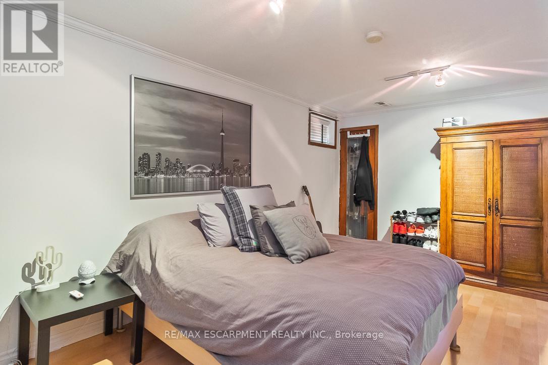 2749 Truscott Drive, Mississauga, Ontario  L5J 2B8 - Photo 29 - W12060771