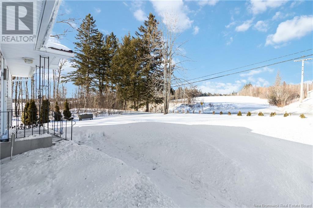 Property at 1550 Salisbury image 4