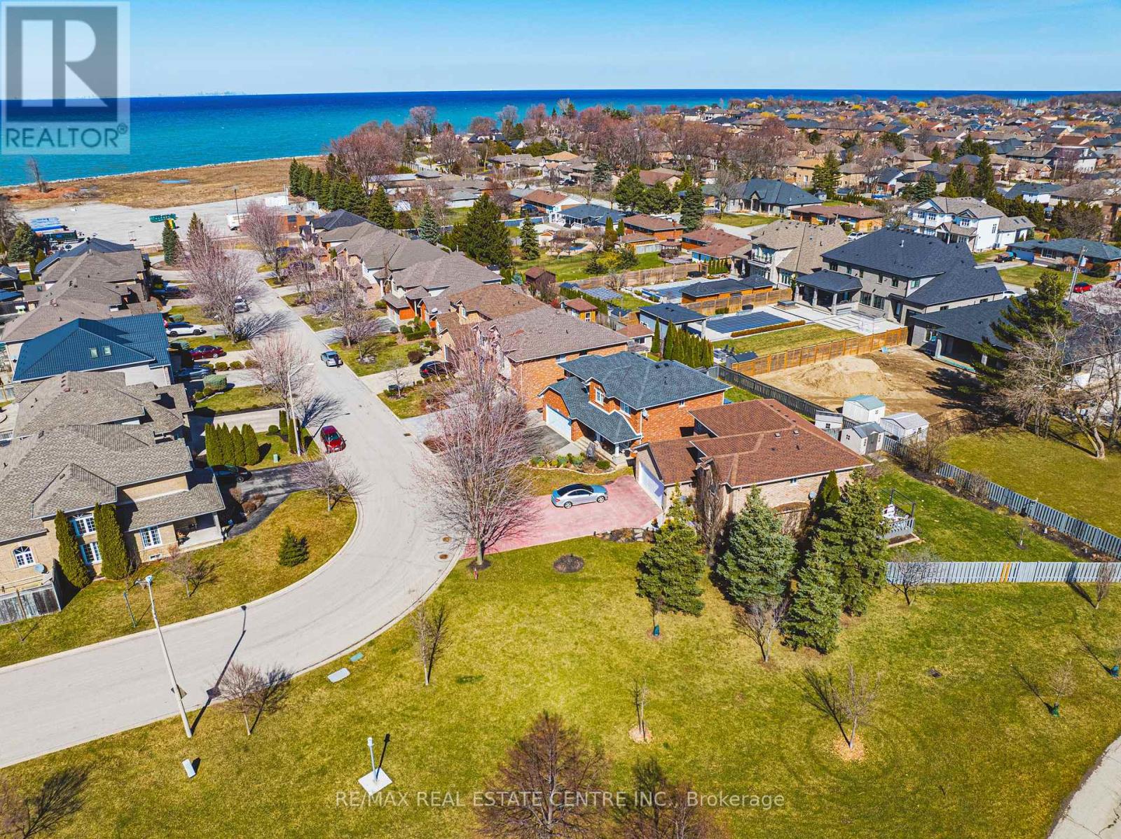 19 Liuna Court, Hamilton, Ontario  L8E 5Z1 - Photo 37 - X12060719