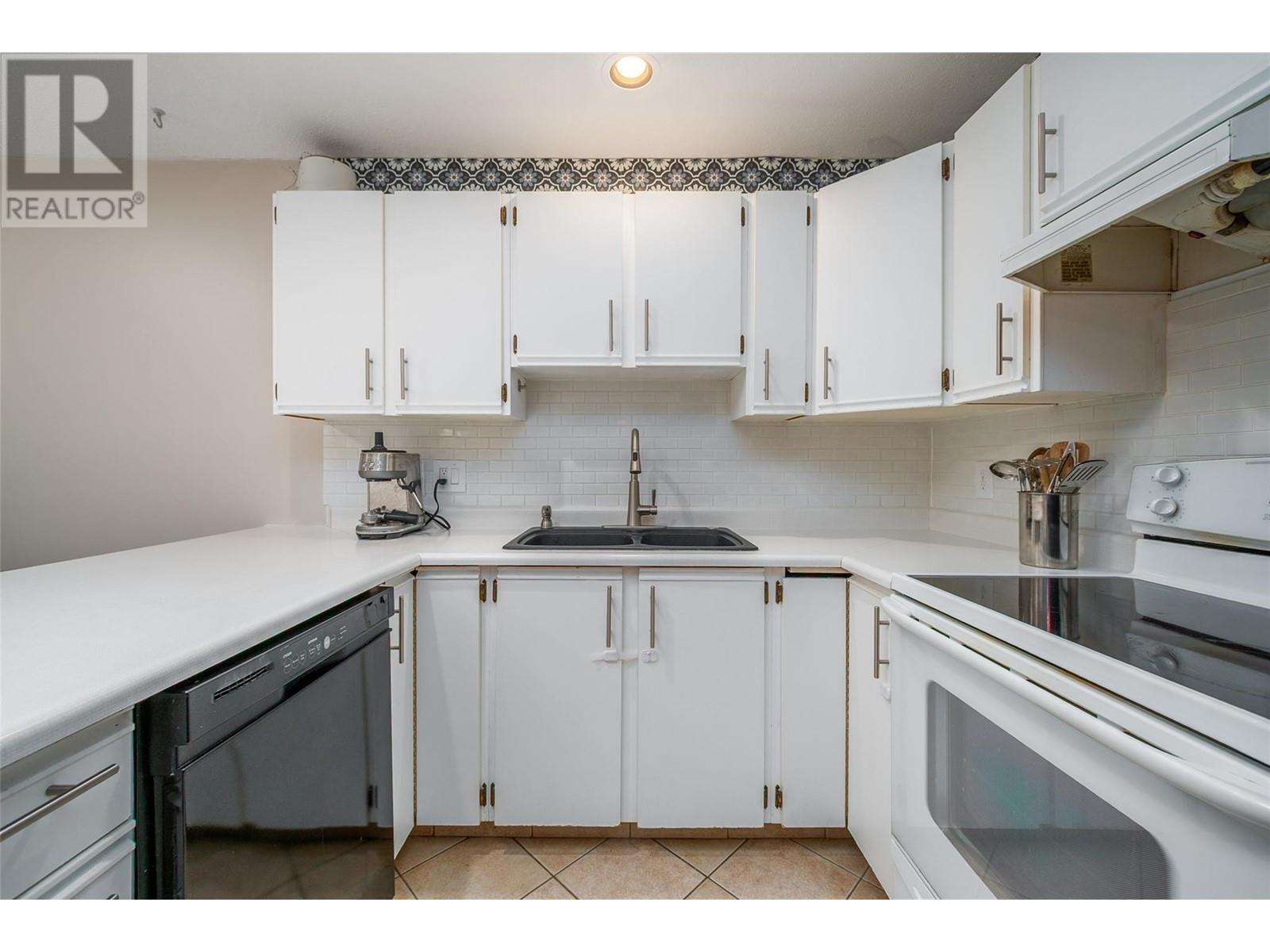 Property at 9159 Glenmore Road Unit# 10 image 2