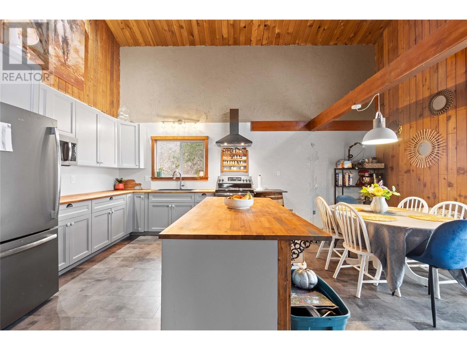 Property at 1348 Vella Road image 1