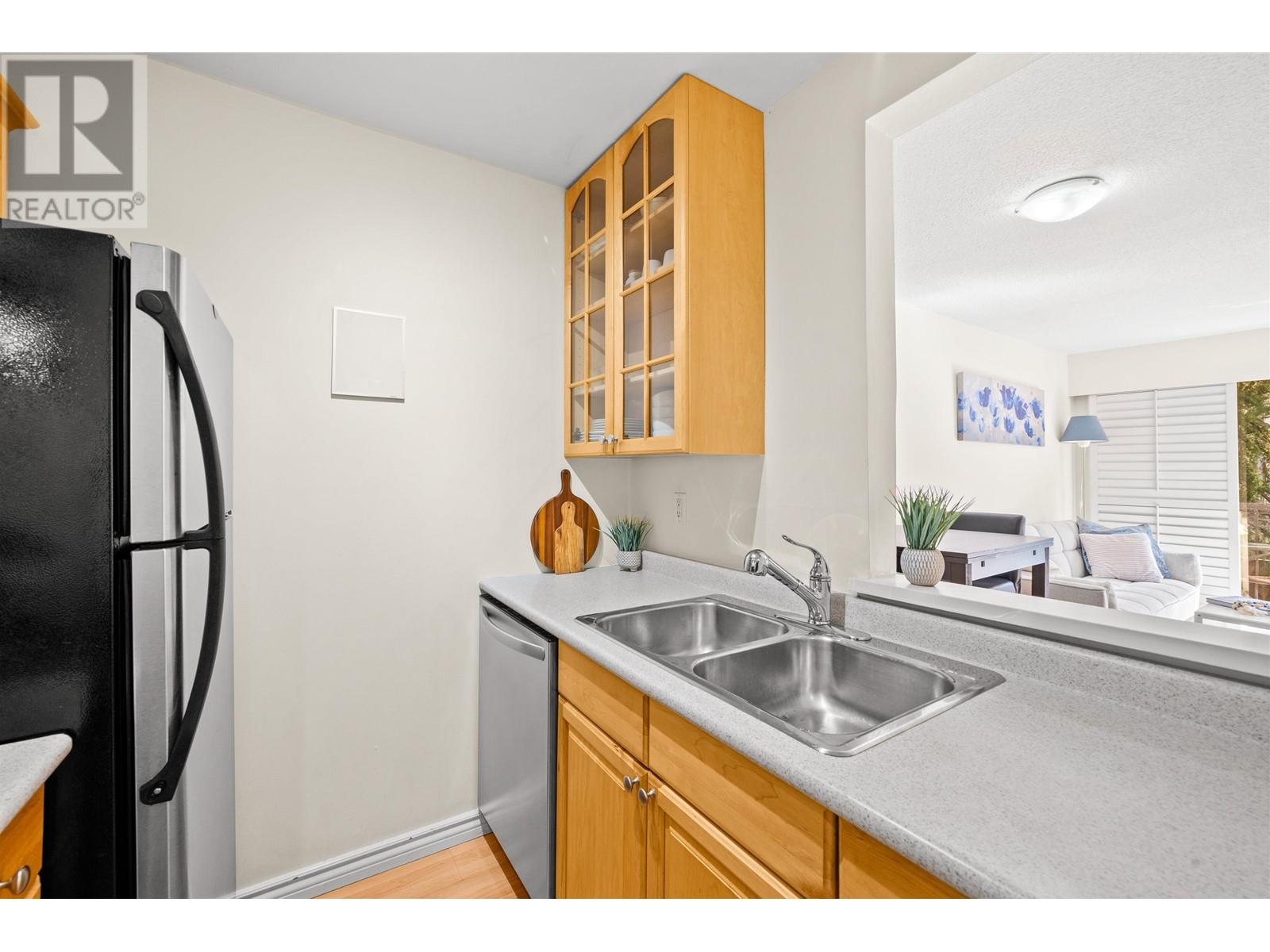 208 2330 Maple Street, Vancouver, British Columbia  V6J 3T6 - Photo 10 - R2985923