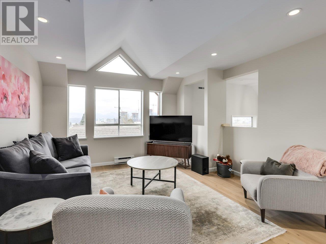 411 1880 W 6th Avenue, Vancouver, British Columbia  V6J 1R6 - Photo 3 - R2985943