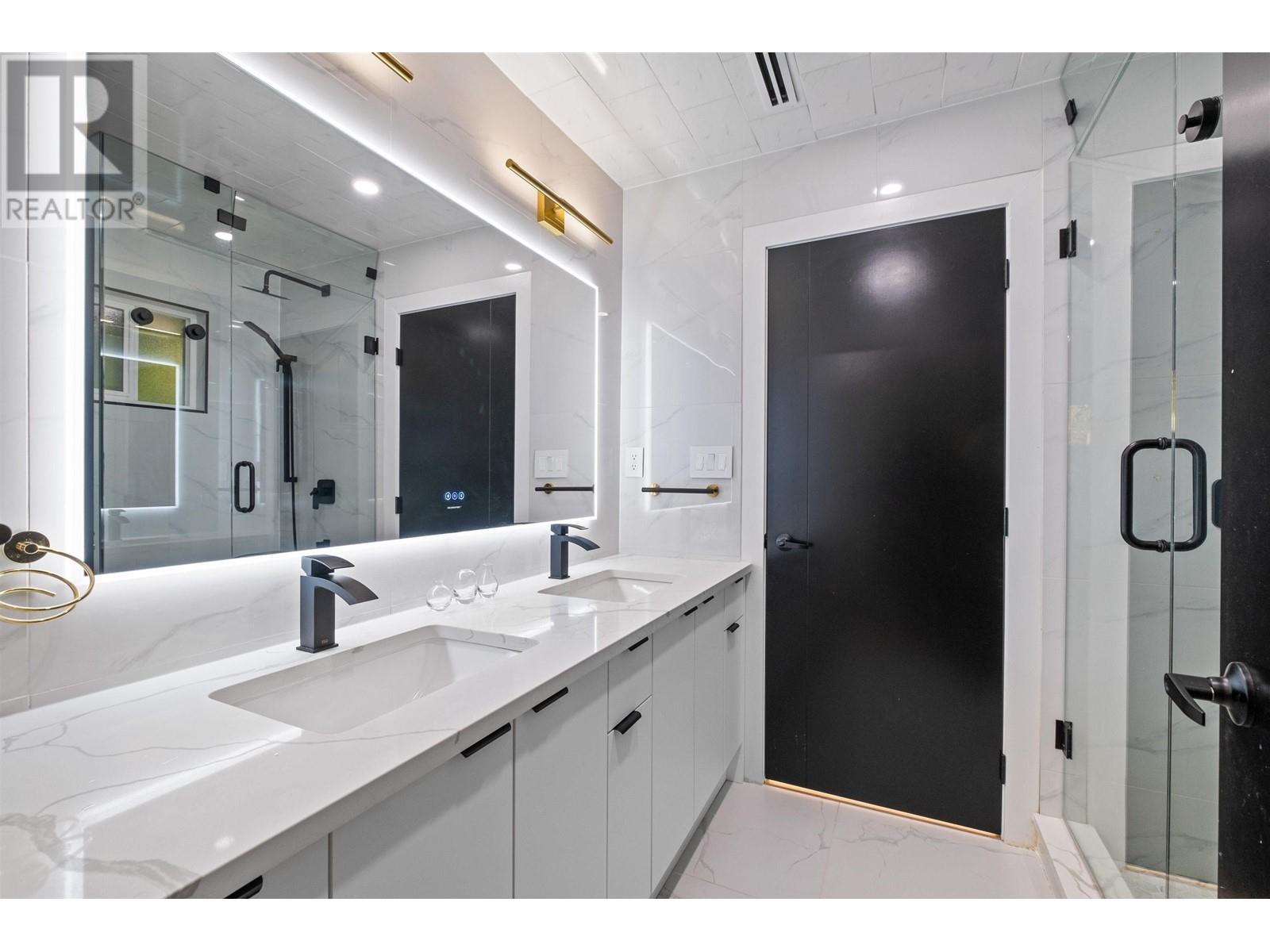 3812 Dalkeith Drive, North Vancouver, British Columbia  V7N 3N6 - Photo 15 - R2985931