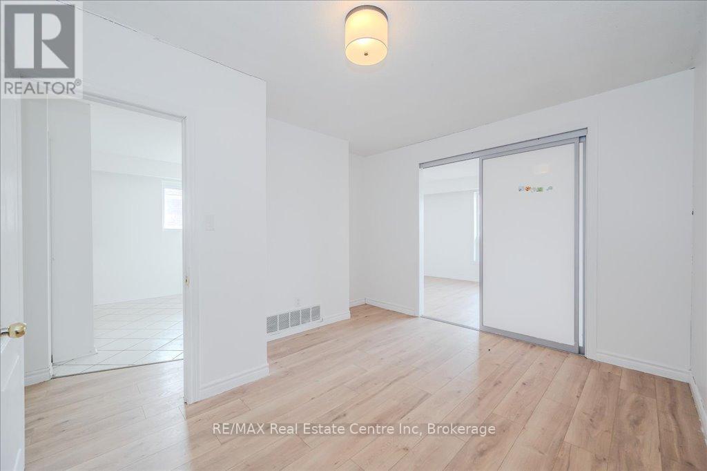 58 Conroy Crescent, Guelph, Ontario  N1G 2V6 - Photo 10 - X12060050