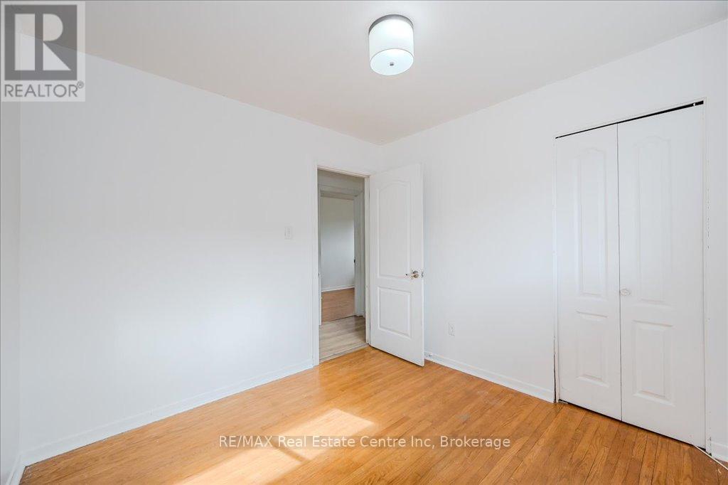 58 Conroy Crescent, Guelph, Ontario  N1G 2V6 - Photo 17 - X12060050