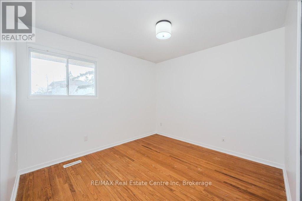 58 Conroy Crescent, Guelph, Ontario  N1G 2V6 - Photo 20 - X12060050