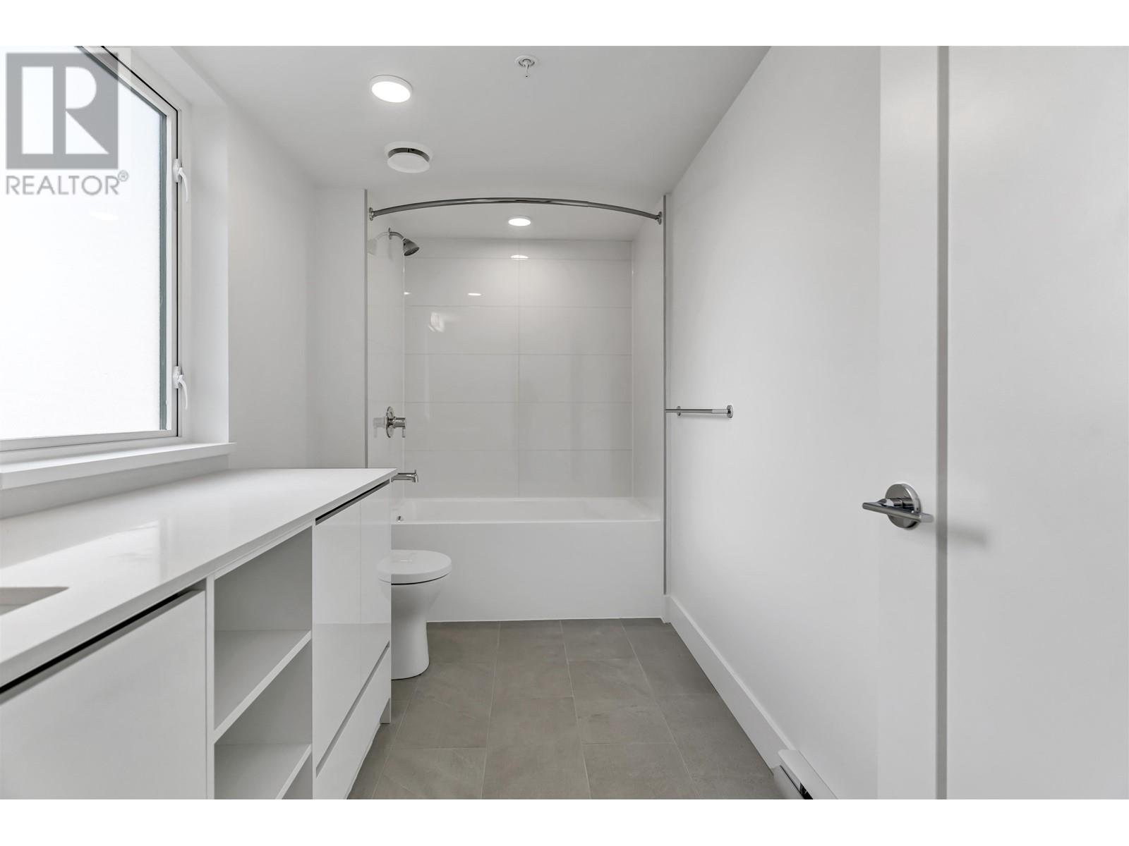 114 1306 Laval Square, Coquitlam, British Columbia  V3K 2E3 - Photo 14 - R2985284