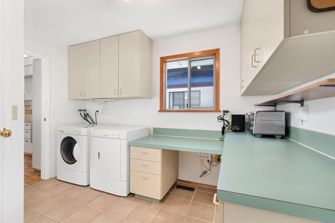 14098 20 Avenue, Surrey, British Columbia  V4A 8P8 - Photo 17 - R2985318