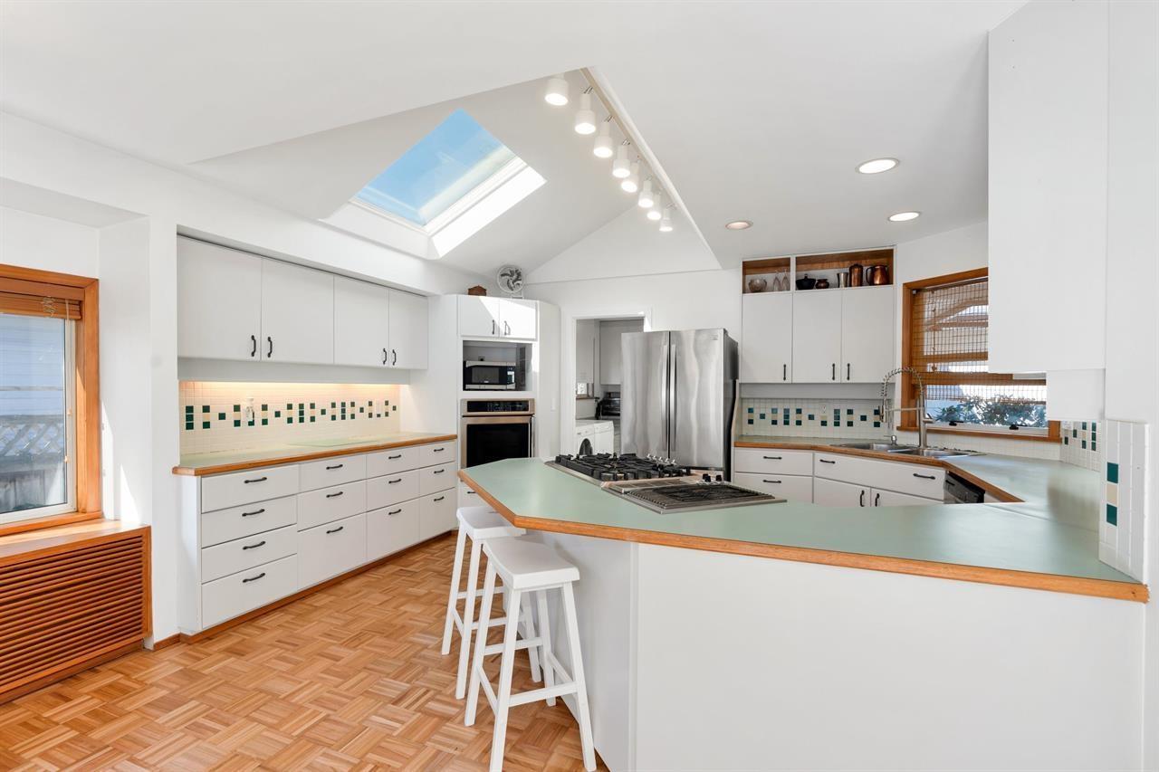 14098 20 Avenue, Surrey, British Columbia  V4A 8P8 - Photo 9 - R2985318
