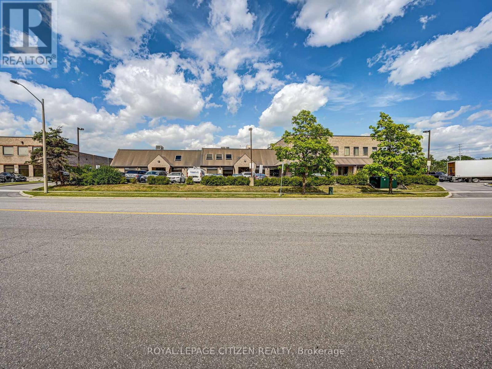 1 - 30 PENNSYLVANIA AVENUE, Vaughan, Ontario