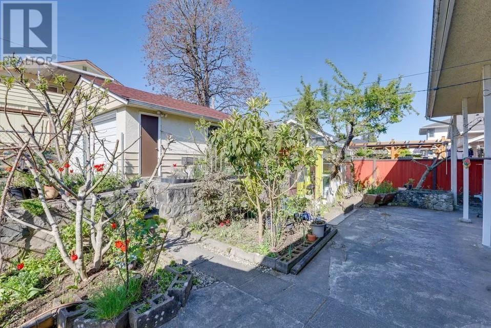5919 Patrick Street, Burnaby, British Columbia  V5J 3B8 - Photo 21 - R2985951