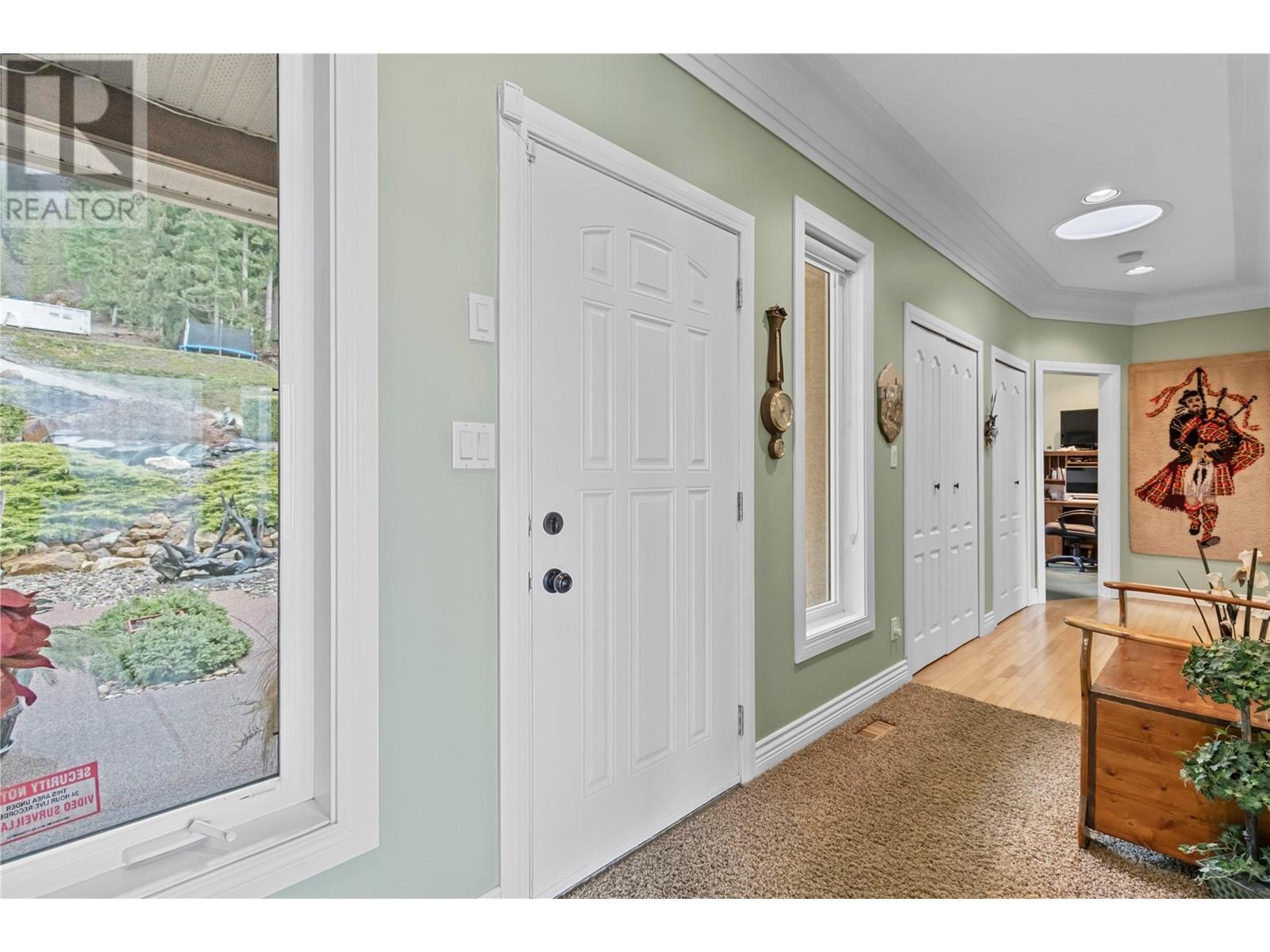 Property at 3333 Roncastle Road image 4