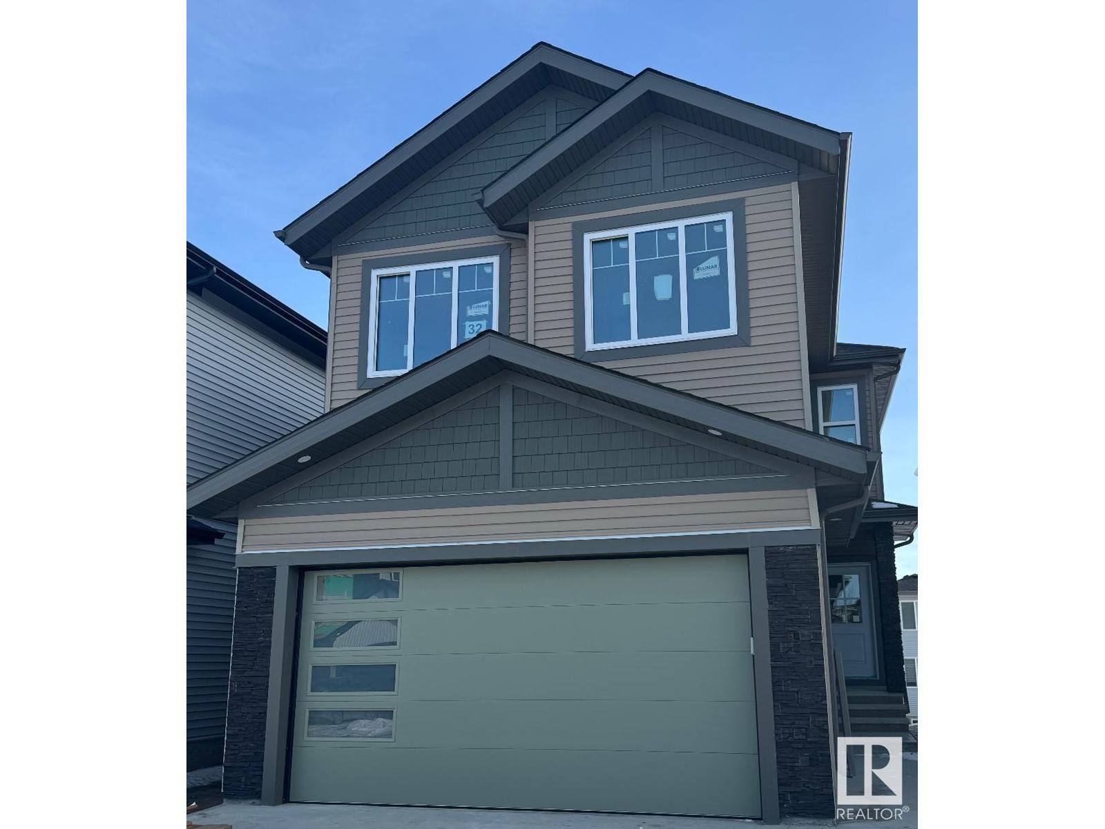Property at 37 MeadowGrove Lane image 1
