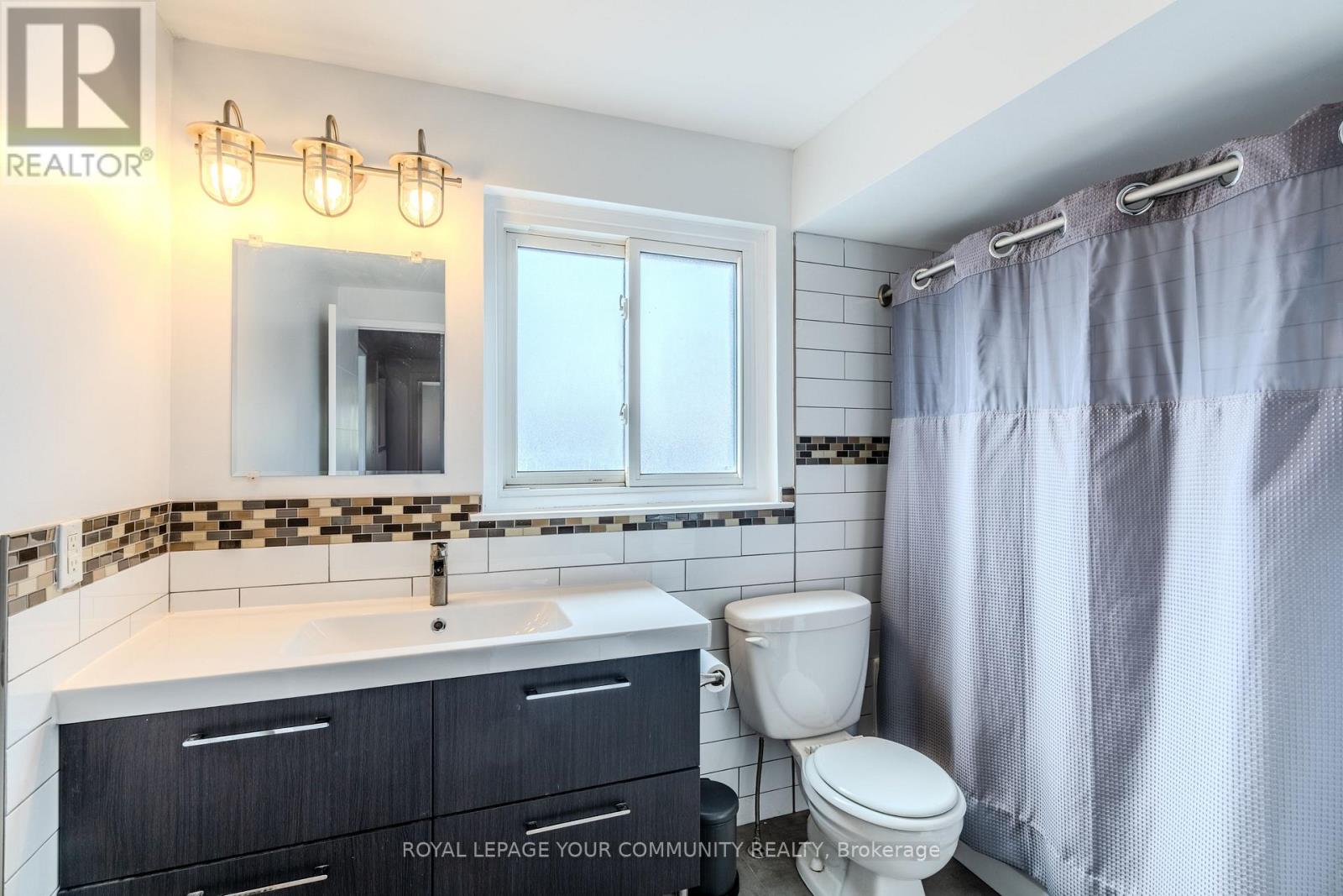 70 Stately Way, Markham, Ontario  L3T 3Z8 - Photo 19 - N12060821