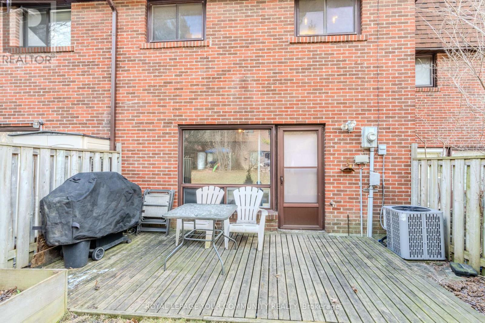 70 Stately Way, Markham, Ontario  L3T 3Z8 - Photo 24 - N12060821