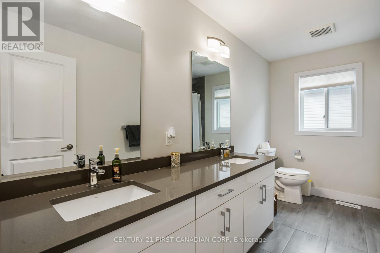 Photo 23 of 35 for 215 Roy Mcdonald Drive N