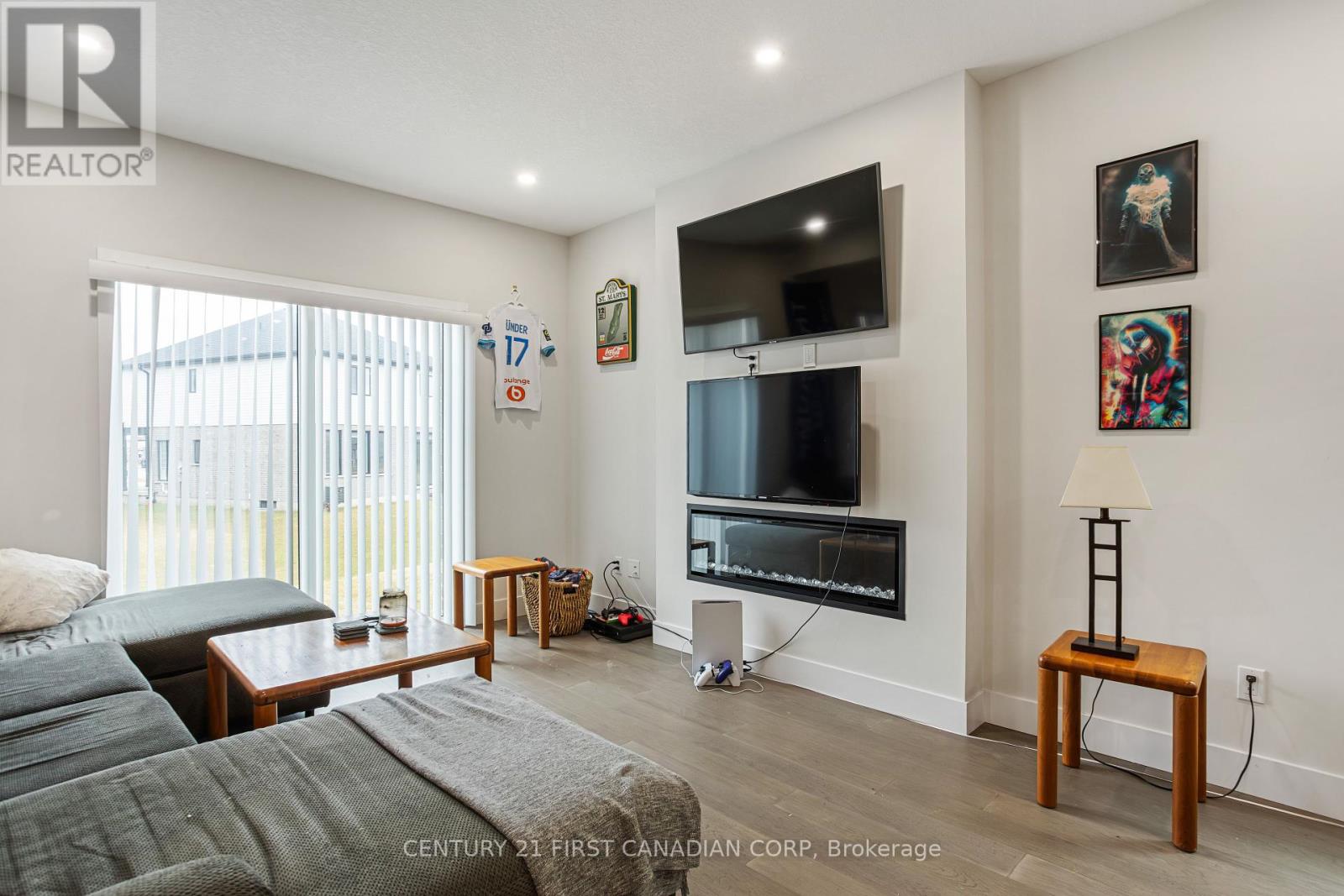 Photo 9 of 35 for 215 Roy Mcdonald Drive N
