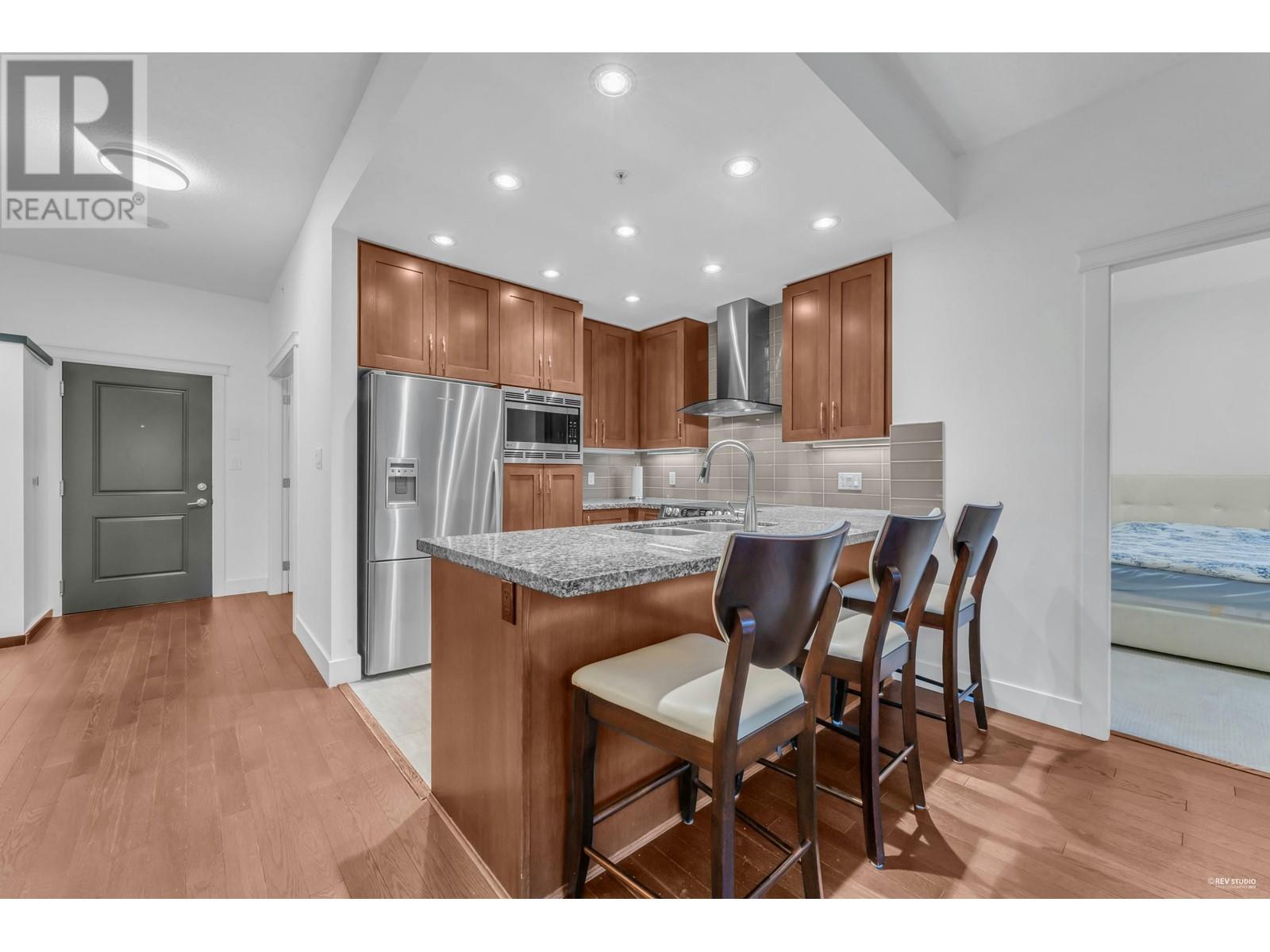707 1415 Parkway Boulevard, Coquitlam, British Columbia  V3E 0C7 - Photo 12 - R2985949