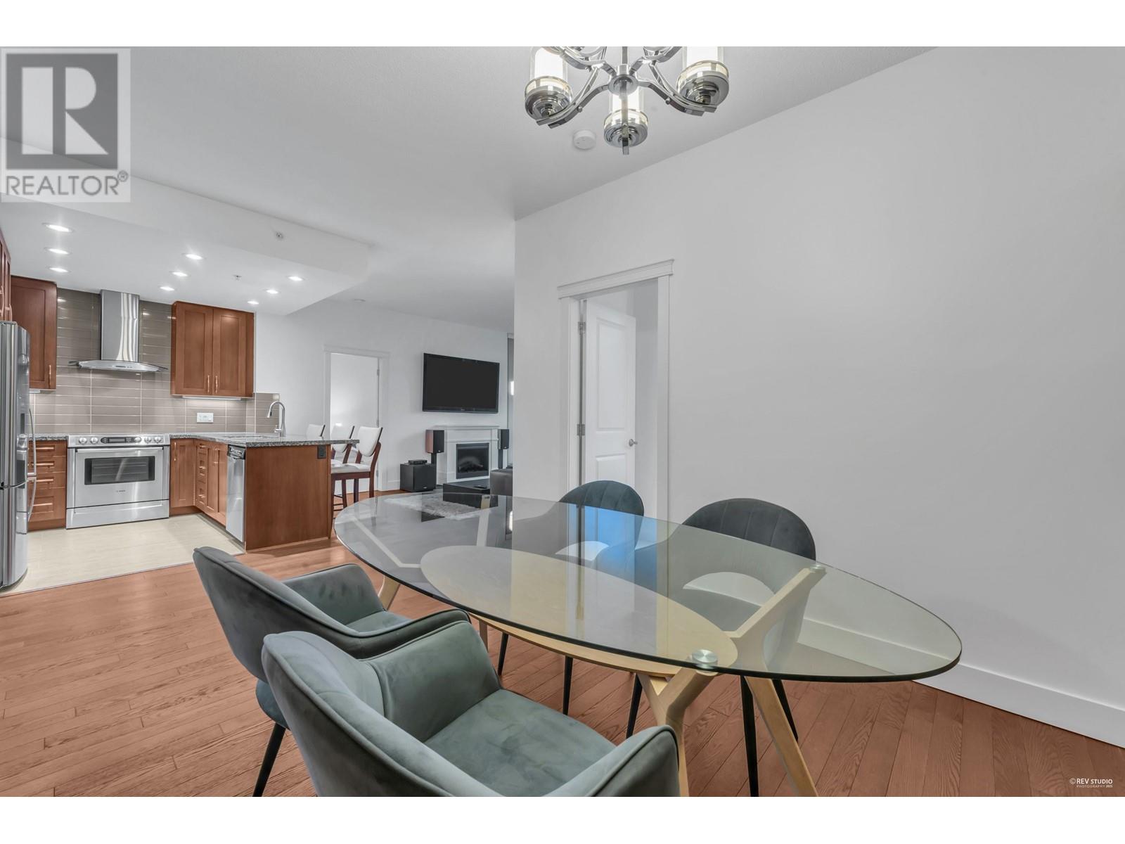 707 1415 Parkway Boulevard, Coquitlam, British Columbia  V3E 0C7 - Photo 8 - R2985949