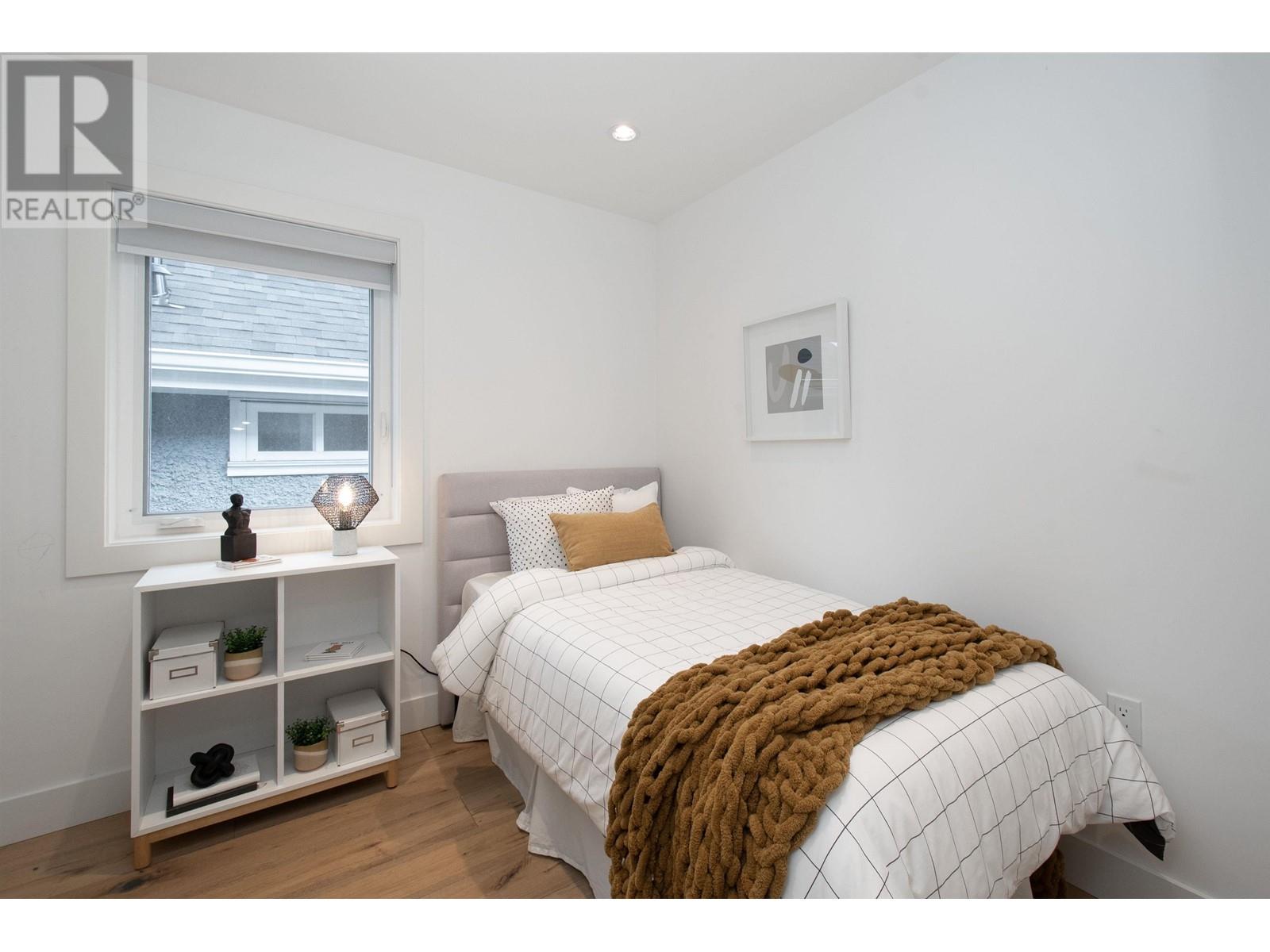 849 E 13th Avenue, Vancouver, British Columbia  V5T 2L4 - Photo 23 - R2985973