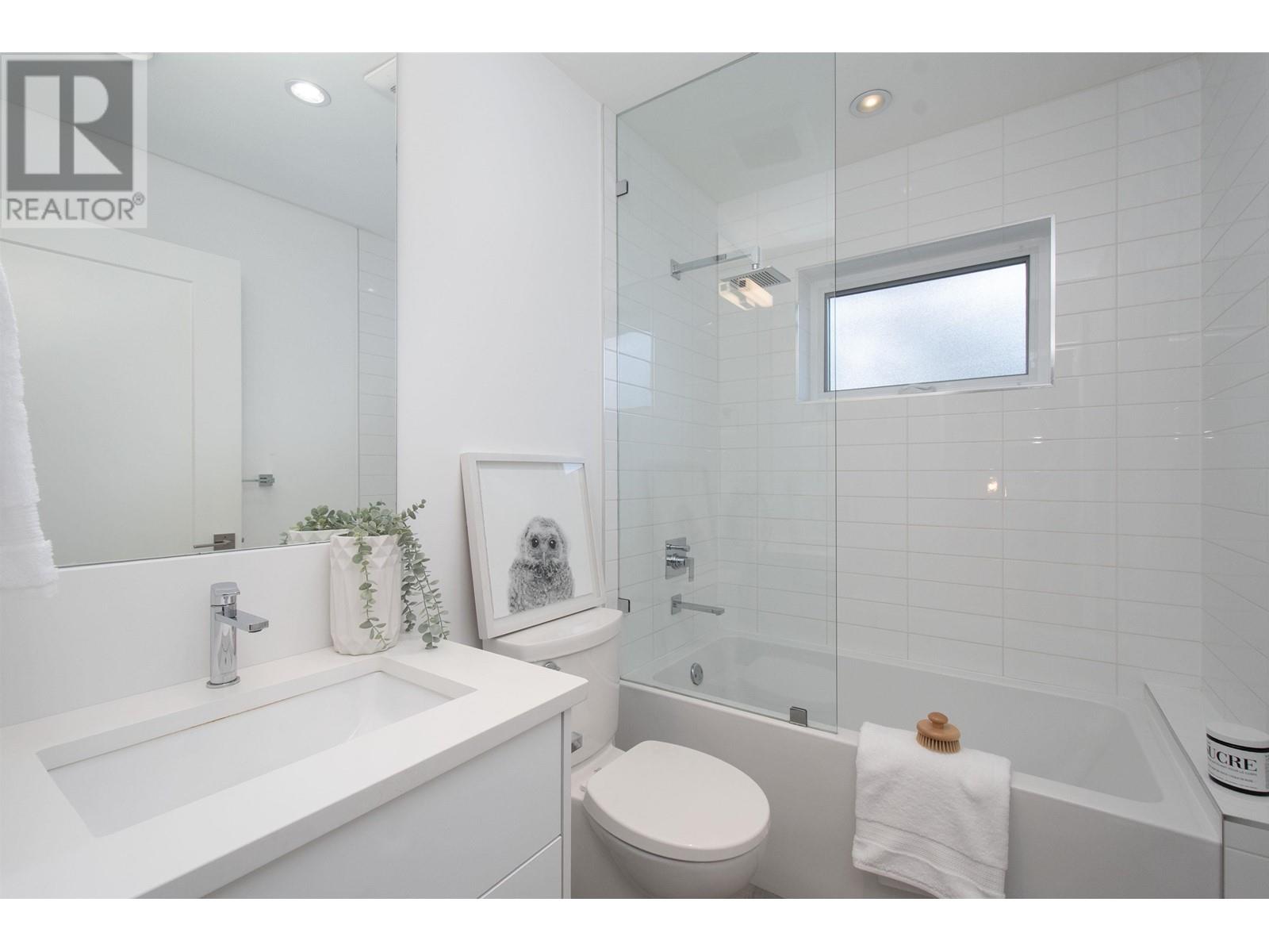849 E 13th Avenue, Vancouver, British Columbia  V5T 2L4 - Photo 24 - R2985973