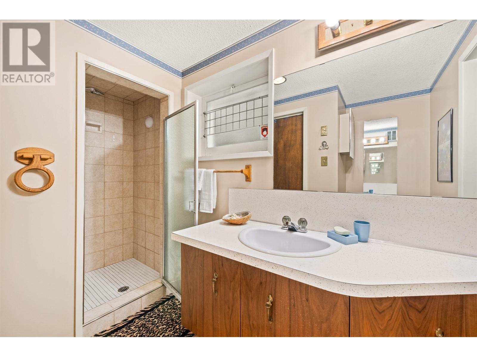 1904 Cliff Avenue, Burnaby, British Columbia  V5A 2K8 - Photo 23 - R2985982