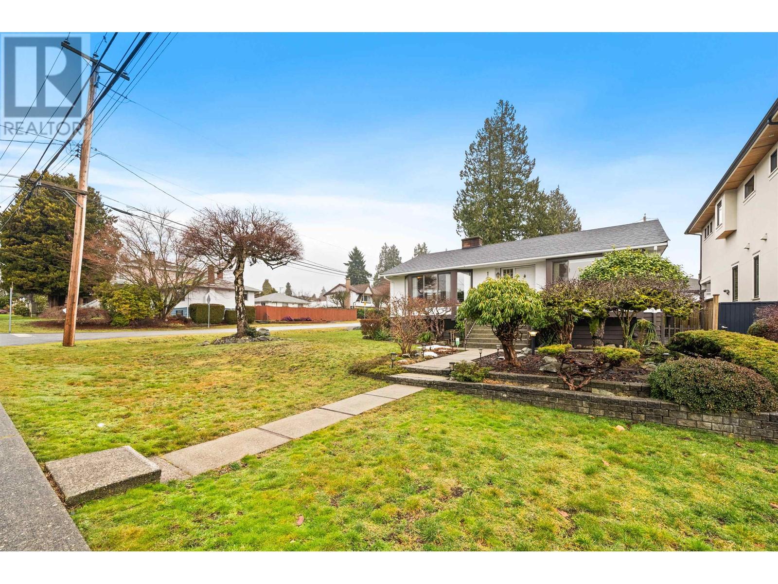1904 Cliff Avenue, Burnaby, British Columbia  V5A 2K8 - Photo 30 - R2985982