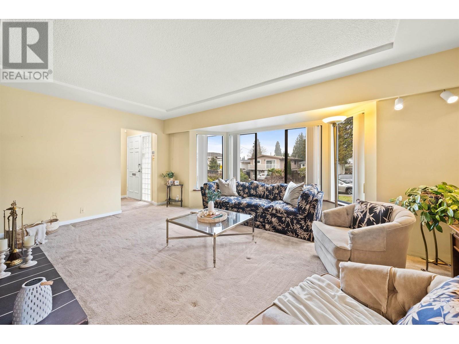 Property at 1904 CLIFF AVENUE image 4