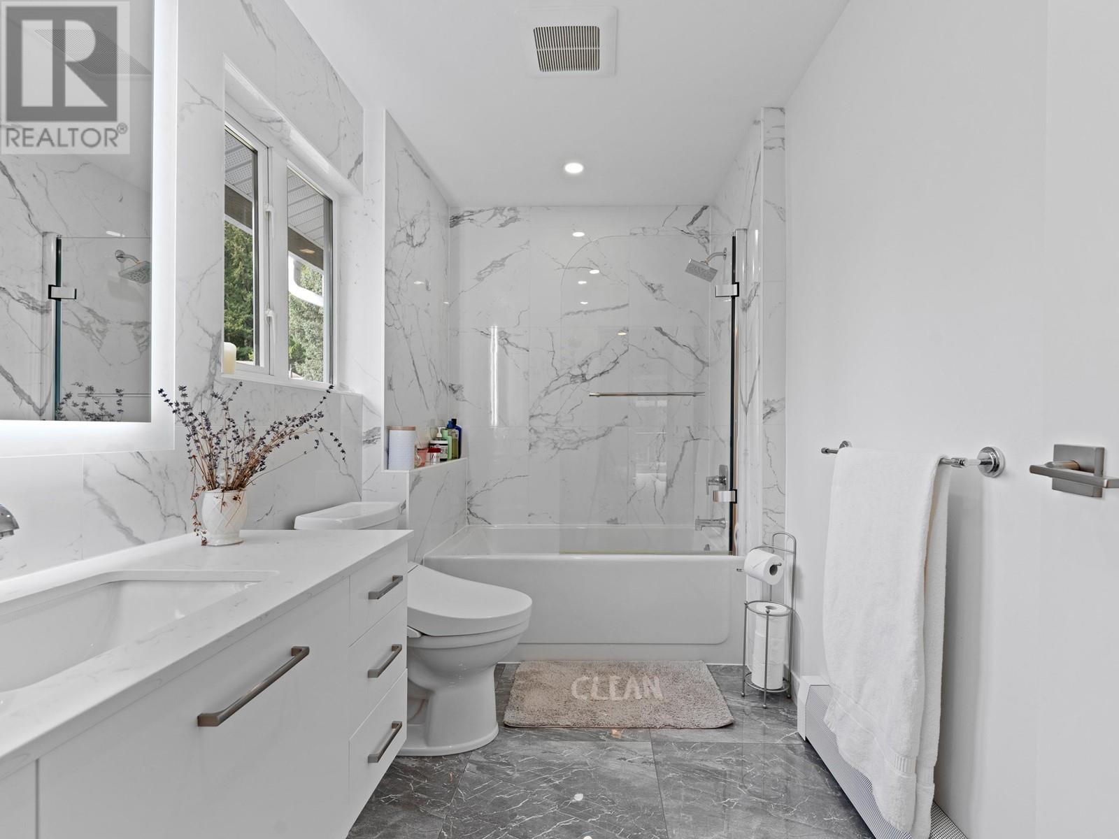 4757 Woodgreen Drive, West Vancouver, British Columbia  V7S 2Z9 - Photo 24 - R2985986