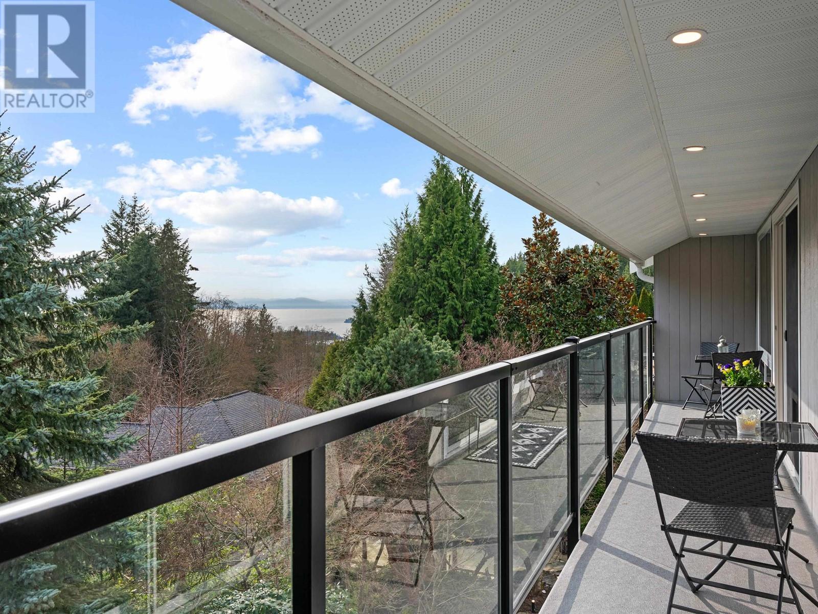 4757 Woodgreen Drive, West Vancouver, British Columbia  V7S 2Z9 - Photo 25 - R2985986