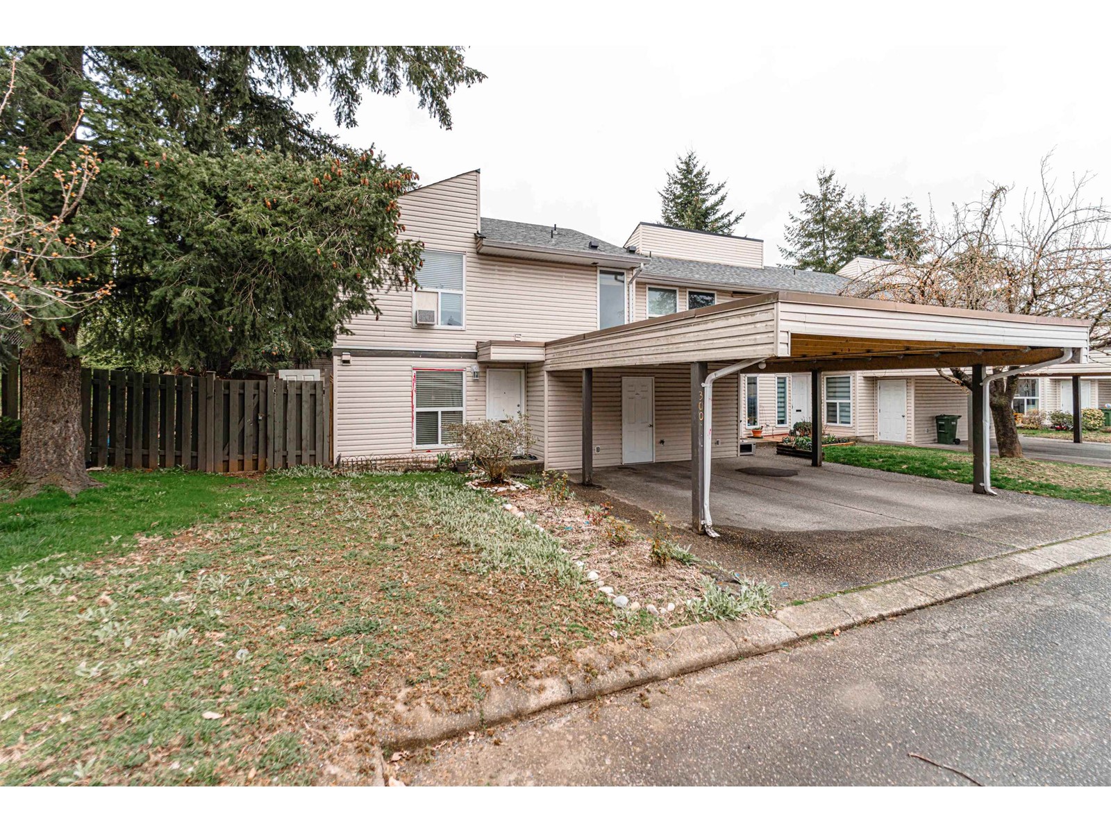 Property at 300 32550 MACLURE ROAD image 2