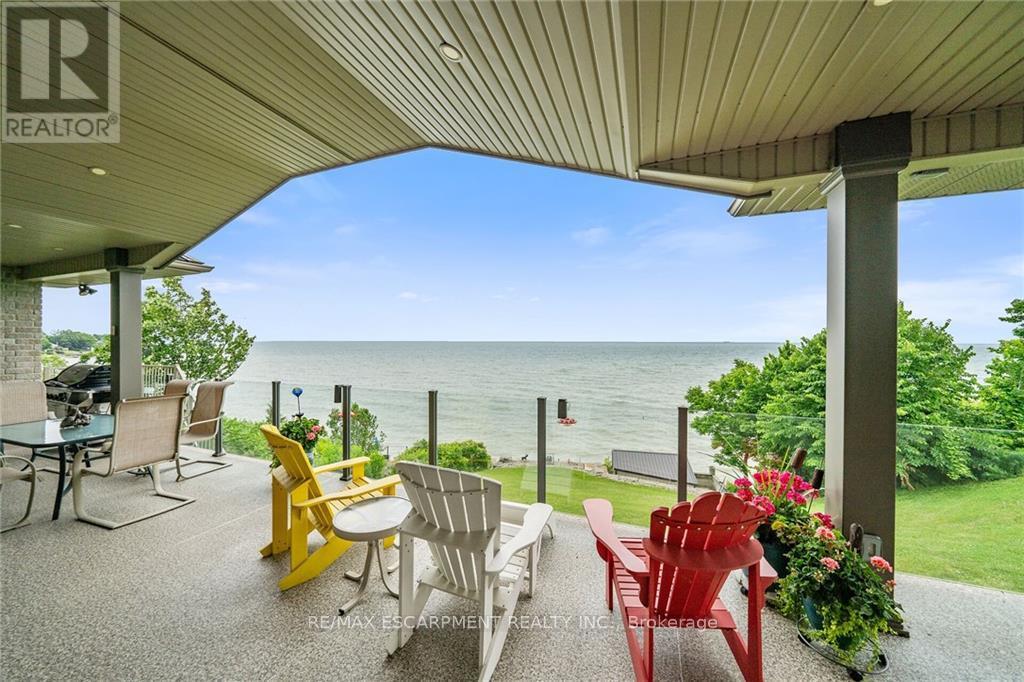 Property at 452 NEW LAKESHORE ROAD image 2