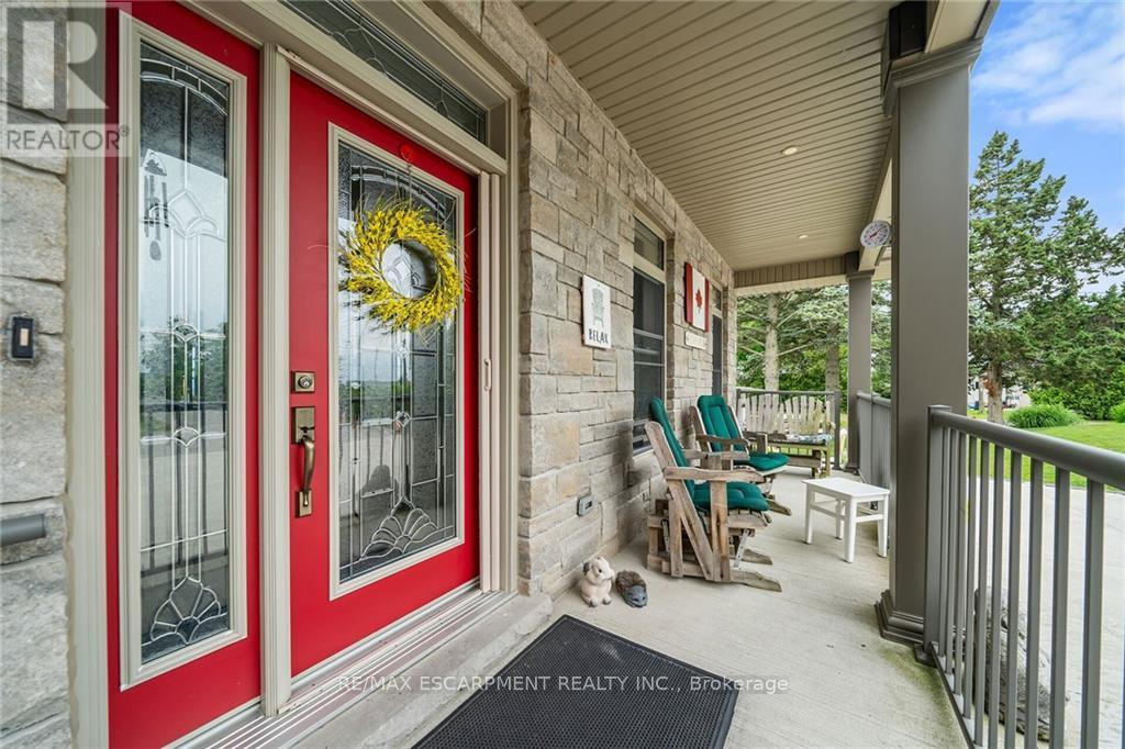 Property at 452 NEW LAKESHORE ROAD image 5