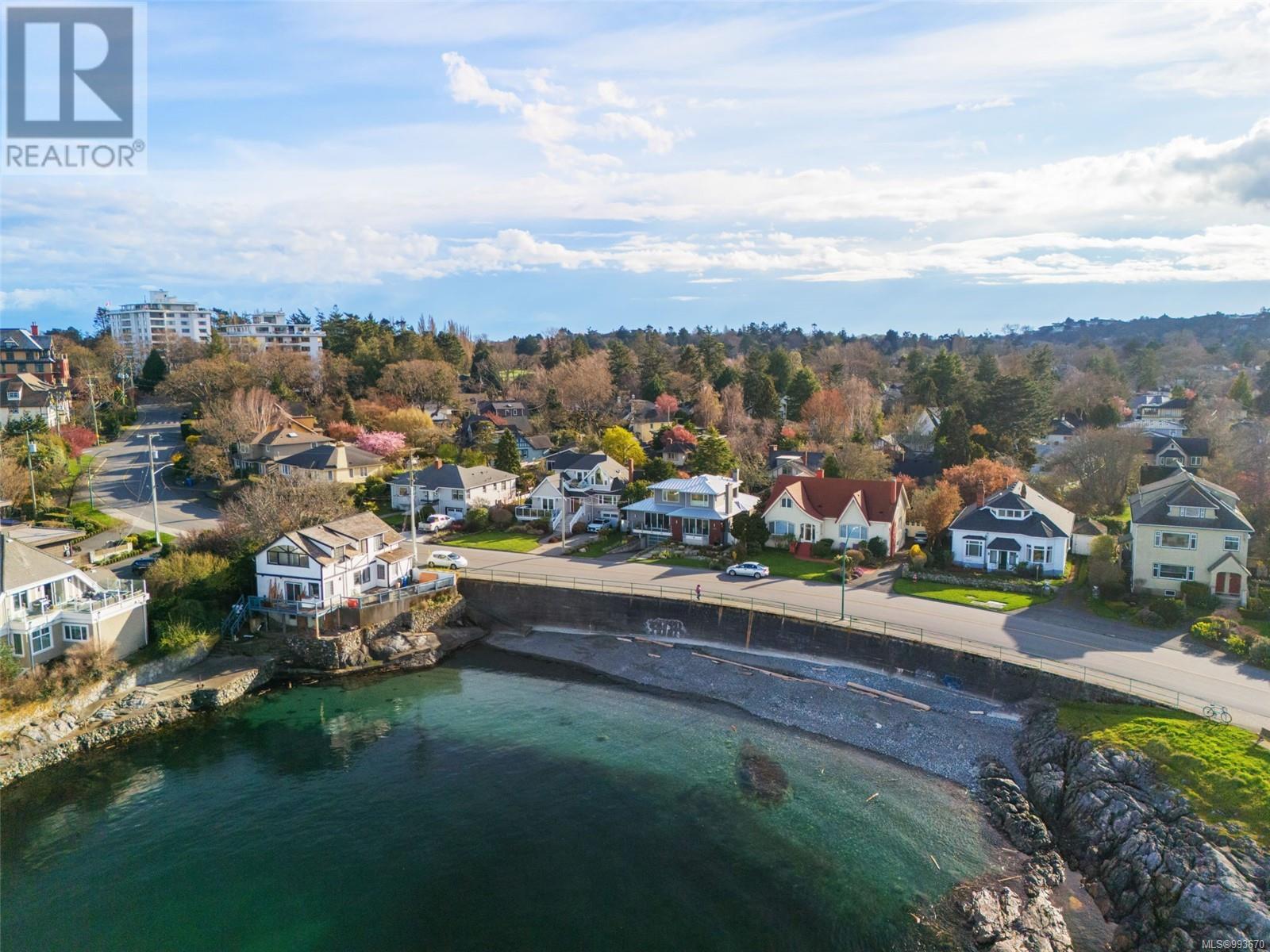 1044 Deal St, Oak Bay, British Columbia  V8S 5G5 - Photo 18 - 993670